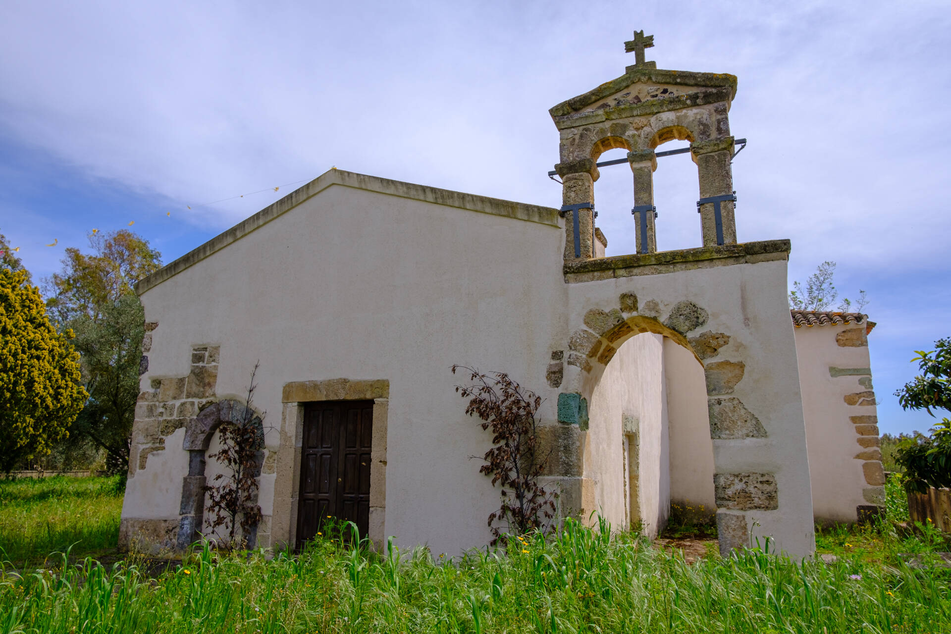 Visualizza la notizia: BENI DE INTERESSU CULTURALI IN PROVÌNTZIA – CRÈSIA DE SANTU TRIAGUS